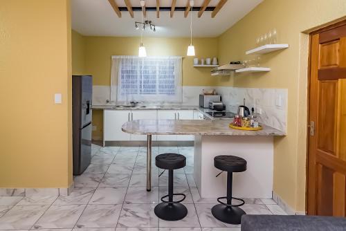 Greater Johannesburg Metropolitan Area Apartment | Azies - The Willows