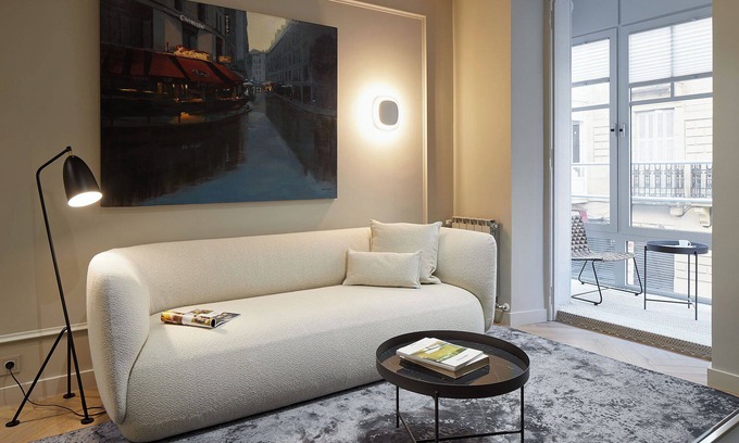 Old Town Apartment | Azoka Suite by FeelFree Rentals