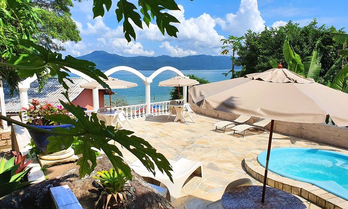 Florianopolis Cottage | Azoriana - Charming Portuguese Azorean Beach Home - 5 steps to White-Fine-Sand