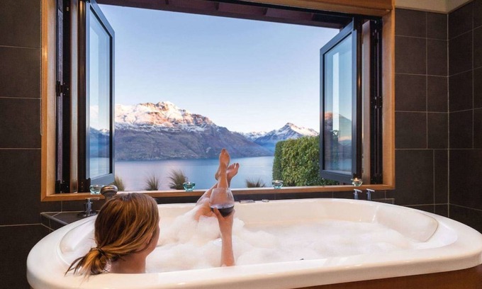 Sunshine Bay Cabin | Azur Luxury Lodge