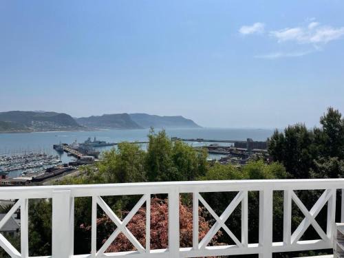 Simon's Town Apartment | Azure Cottage Simonstown
