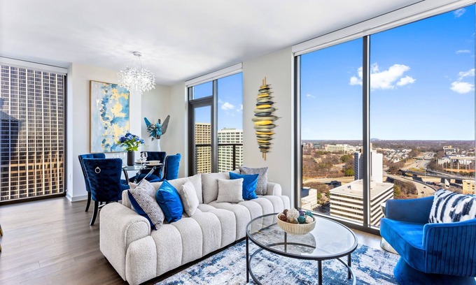 Peachtree Center Condo | Azure Heights: Executive Stay | 21st-Floor Luxury Suite with Skyline Views