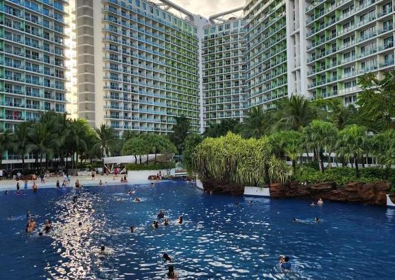Don Bosco Apartment | Azure Resorts Condominium - Staycation Parañaque