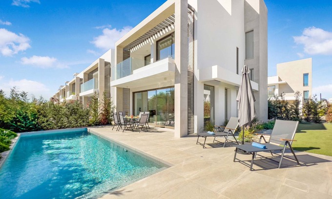 Kapparis Villa | Azure Seaview - Garnet Villa - Stunning Seaview Stay