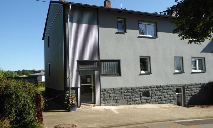 Puttlingen Apartment | "Bärenhaus" Ferienwohnung