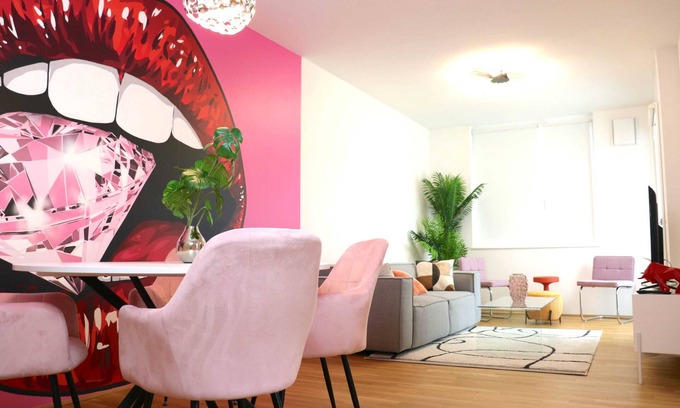 Gmunden Apartment | B.a.n.k.s.y Summary: