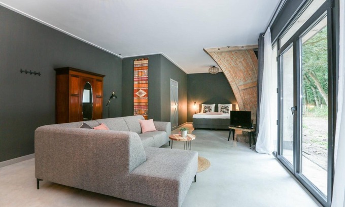 Noordoostelijk van Schaarsbergen Bed & Breakfast | B&B Adelaerthoeve