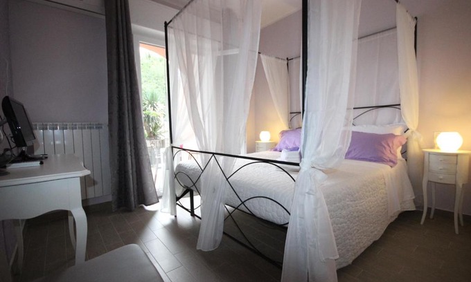Spotorno Bed & Breakfast | B&B Ai Tre Archi
