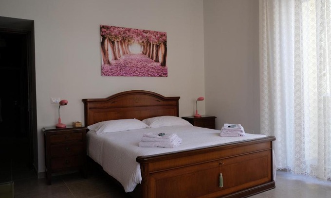Cosenza Bed & Breakfast | B&B ANNUNZIATA-Vicino all' Ospedale Civile dell'Annunziata e alla Clinica Scarnati, a due passi dall'Ospedale Mariano Santo,Siamo nel centro di Cosenza con facilita' di parcheggio e servizi vari