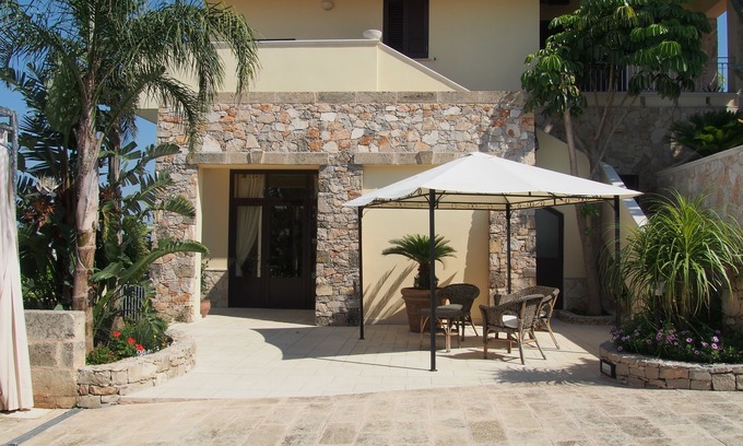 Matino Hotel | B&B Bella Vista