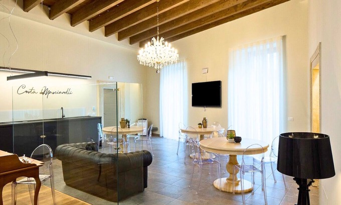 L'Aquila Bed & Breakfast | [B&B Costa Masciarelli] 3 Suites in the center of the city - Wi-Fi - A/C - View