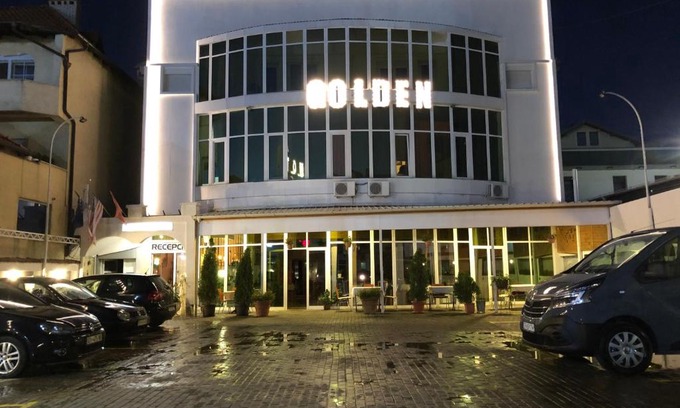 Kolovicë Hotel | B&B GOLDEN Hotel