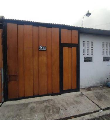 Genteng Apartment | B&B Guest House