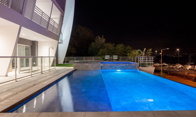 Fort-de-France Apartment | B&B HOME Fort de France Marina