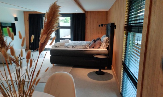 Opende Bed & Breakfast | B&B Loft-13