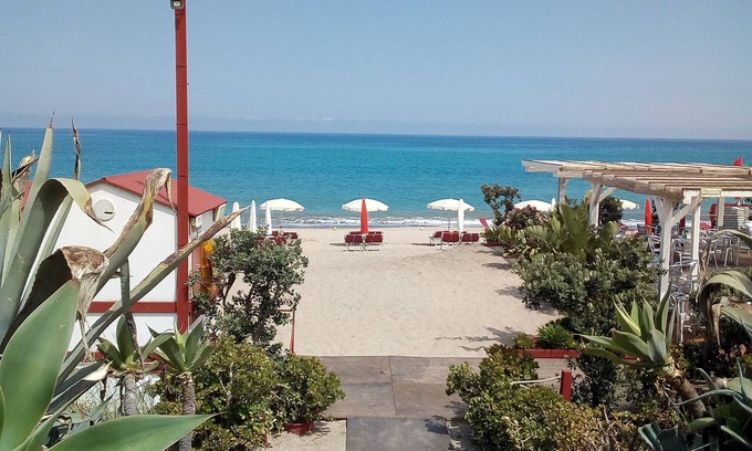 Gorgo Lungo Apartment | B&B Mare Blu on the sea of Lascari/Cefalù