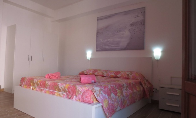 Santa Lucia Bed & Breakfast | B & B Vergilia: where relaxation is at home!