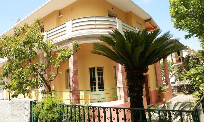 Praia a Mare Bed & Breakfast | B&b VILLA ANNA MAT BALCONY