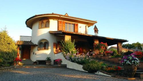 Rocca di Papa Bed & Breakfast | B&B Villa La Castagnola