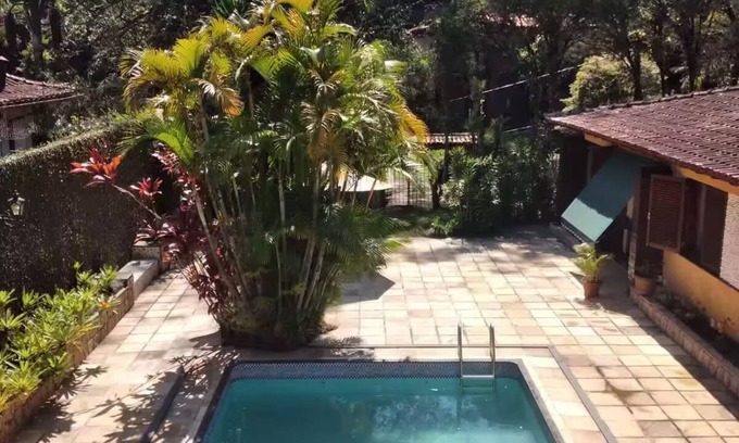 Petropolis House | B@rdô Mansion. Architecture and Atlantic Forest in the same space. unforgettable view