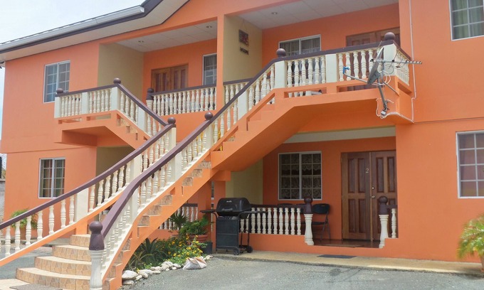 Carnbee Apartment | B's Guest House