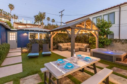 La Jolla Shores House | B5331 La Jolla Beach Bungalow