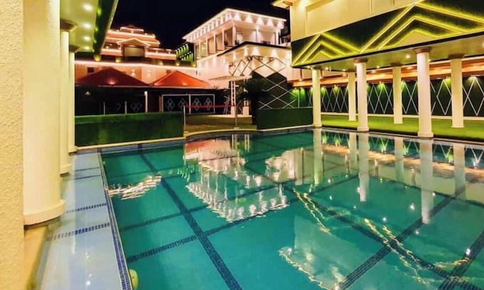 Central Chennai Hotel | B8 HOTEL