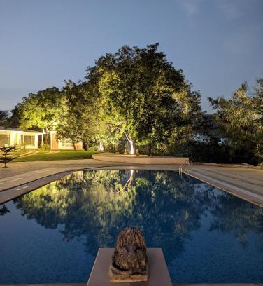 Jaipur House | Baagh-Jagatpura 6BHK Bohemian Farmhouse with pool, Jaipur