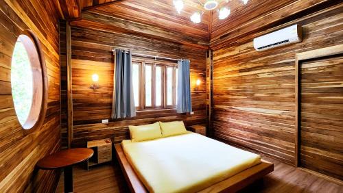 Chaloklum Ski Chalet | Baan Bhuwann Forest Chalet