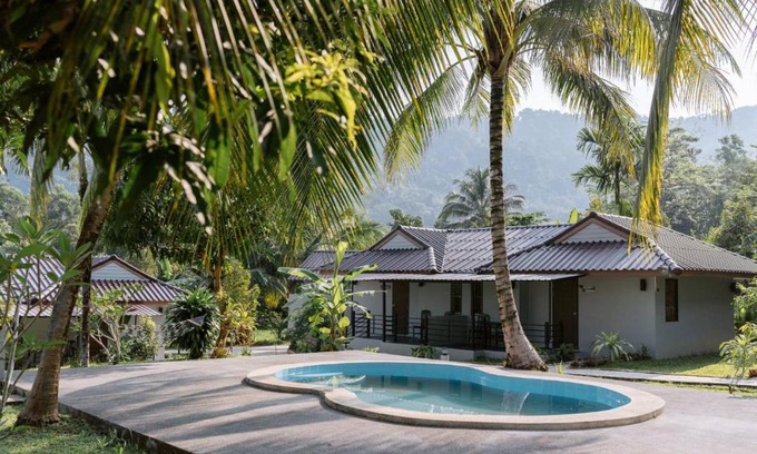Khuekkhak House | Baan Gatto