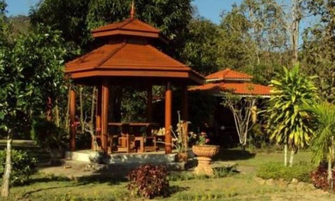 Chong Kham Hotel | Baan Phuthadol