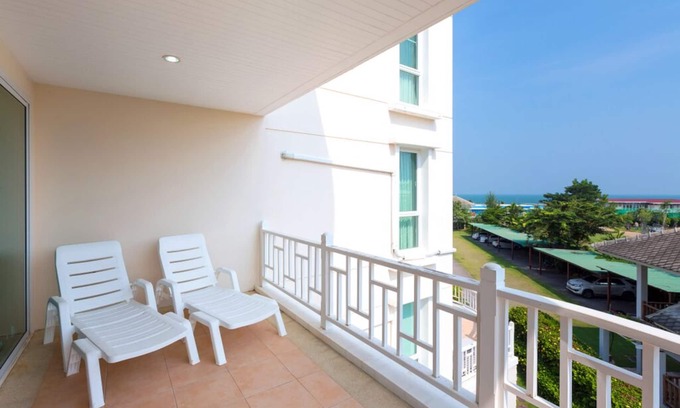 Khao Takiab Apartment | Baan PooLom HH 2Bedroom Apt SeaView:BCC