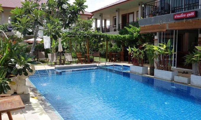 Bang Sare Resort | Baan Sooksiri Bangsaray