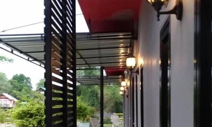 Kabin Buri Hotel | Baansri Family