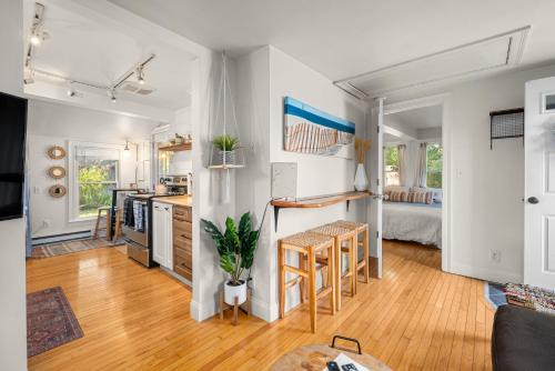 Orleans House | Babes Bungalow by Leavetown Vacations