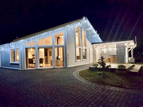 Jordanow Villa | Babiogórska Perełka w skandynawskim stylu z sauną i kominkiem