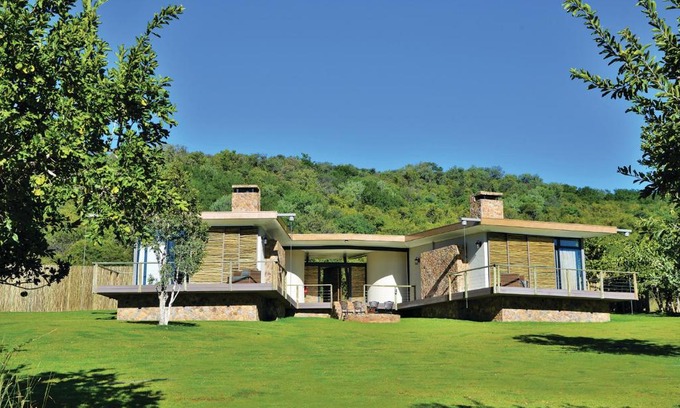 Rooiberg Cabin | Babirwa Golf and Bush Lodge