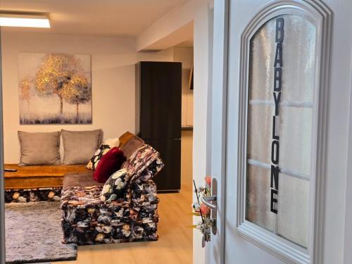 Orvin Apartment | Babylone