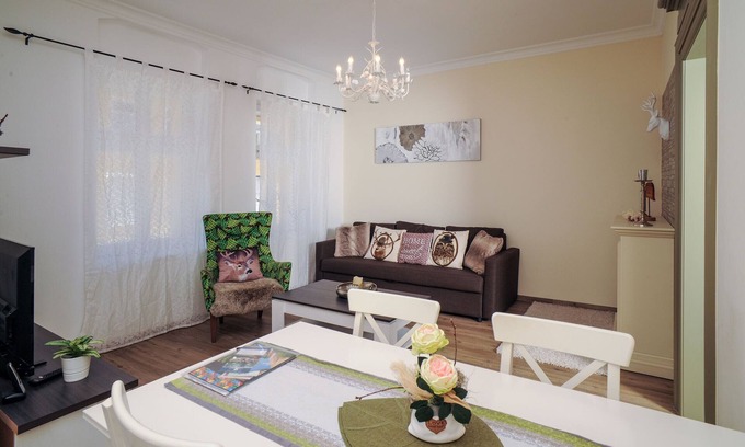 Freyburg Apartment | BACCHUS vacation apartment in the Königshof Freyburg (Unstrut)