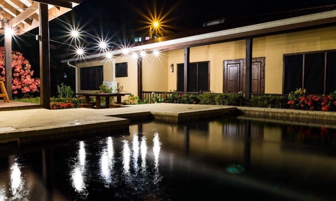 Balata Villa | Back on the market! Beautiful villa on a double lot with a pool and lush garden