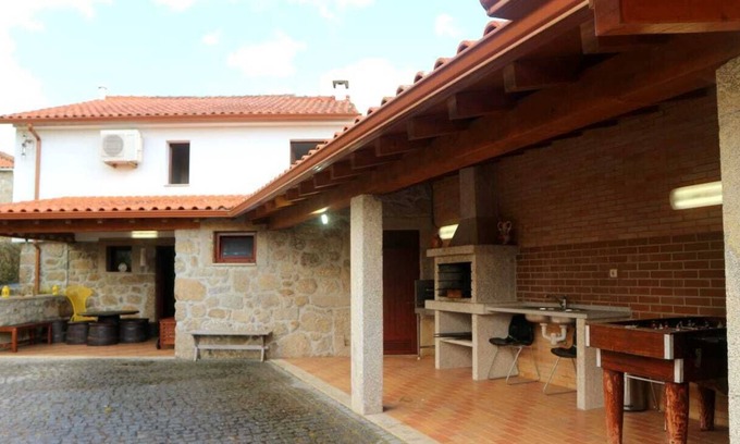 Lavradas House | Back to Basics in this Pleasant House