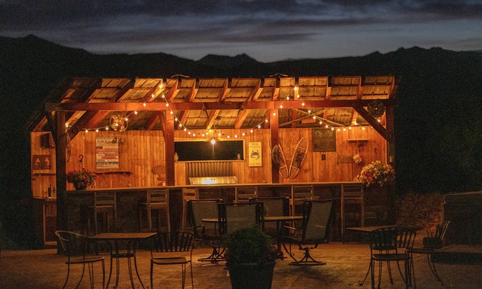 Daniel House | Backyard Dream - 25 from Park City- Hot tub, Theater Room, Sleeps 16