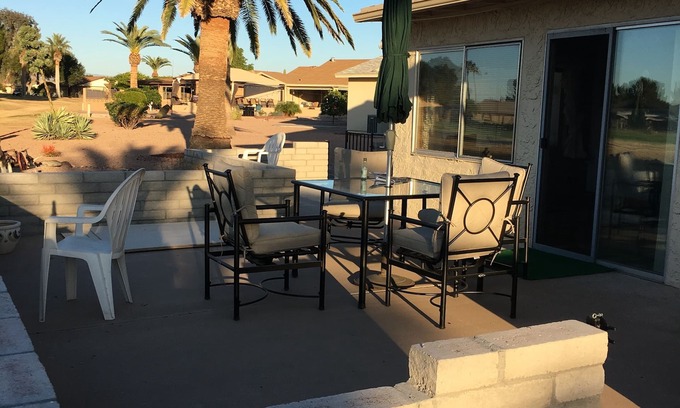 Fountain of the Sun House | Backyard on 14th hole of Golf Course/Dog-friendly