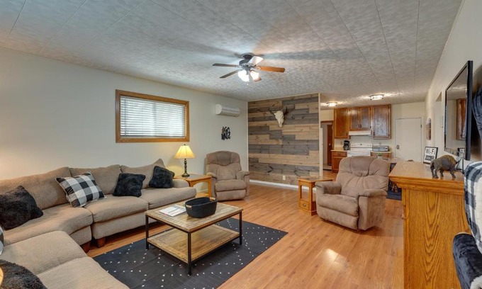 Medora Apartment | Badlands Suite Less Than 1 Mi to Teddy Roosevelt Park!