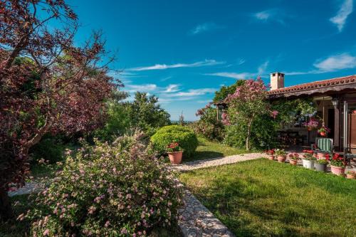 Bozcaada House | Bagbadem Tatil Çiftliği