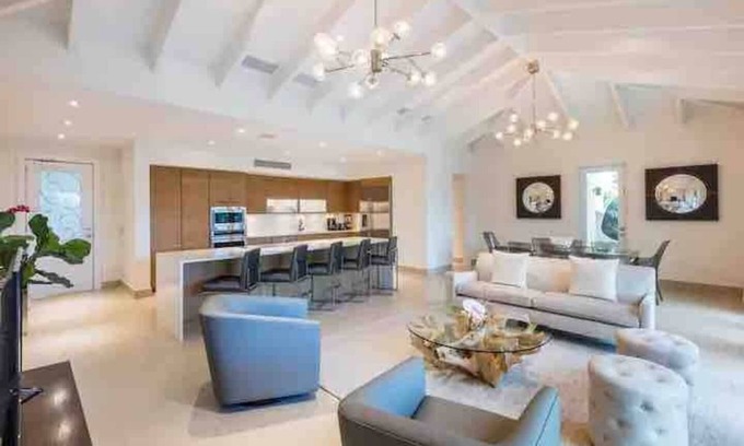 Herreras Apartment | Bahia Beach 4 BDRM Penthouse- Villa Clara
