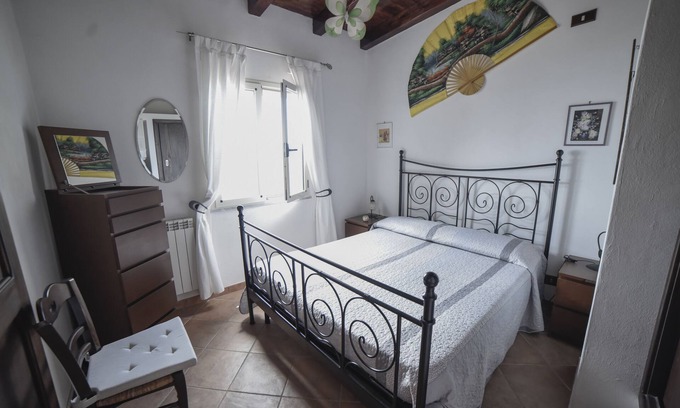 Marina Di Camerota House | BAIA-LUNA APARTMENTS. Mary Posis villa