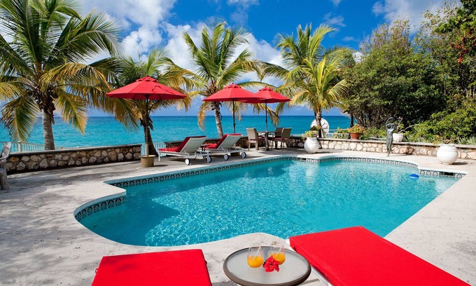 Plum Bay Villa | Baie Longue Beach House: Terres Basses