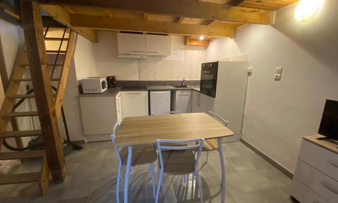 Baixas Apartment | Baixas R2 - 1 chambre avec mezzanine ouverte sur communs