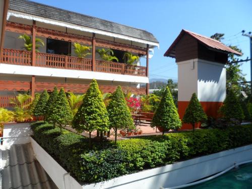 Chong Kham Hotel | Baiyoke Chalet Hotel